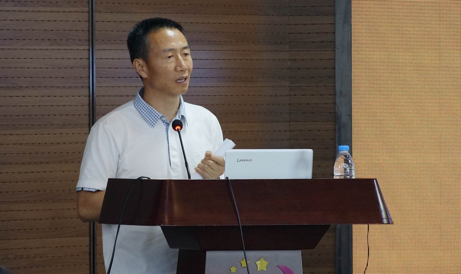 省卫计委主任沈骥致辞.jpg