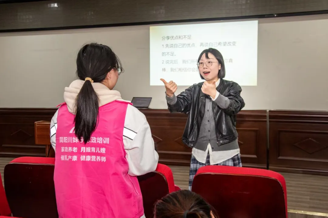 eb7a3613-d98d-4a66-8fe8-c1ad65e8d8c3.png